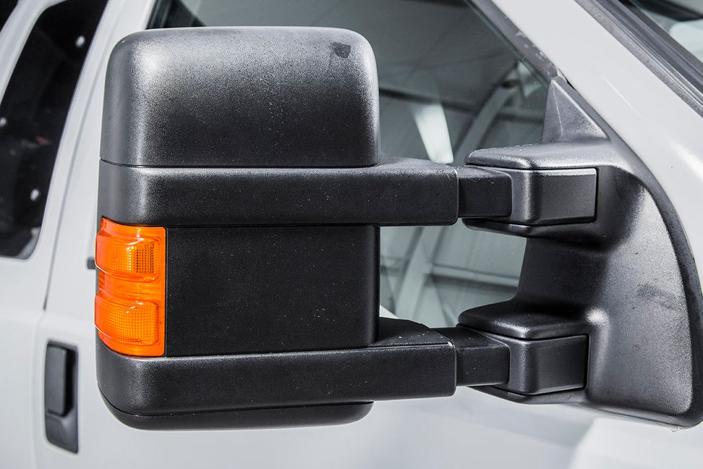 2010 Ford Super Duty F-550 XLT - 15361465 - 12