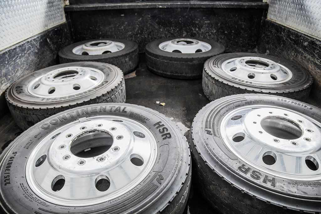 2010 Ford Super Duty F-550 XLT - 15361465 - 13