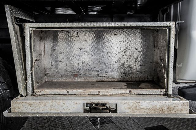 2010 Ford Super Duty F-550 XLT - 15361465 - 14