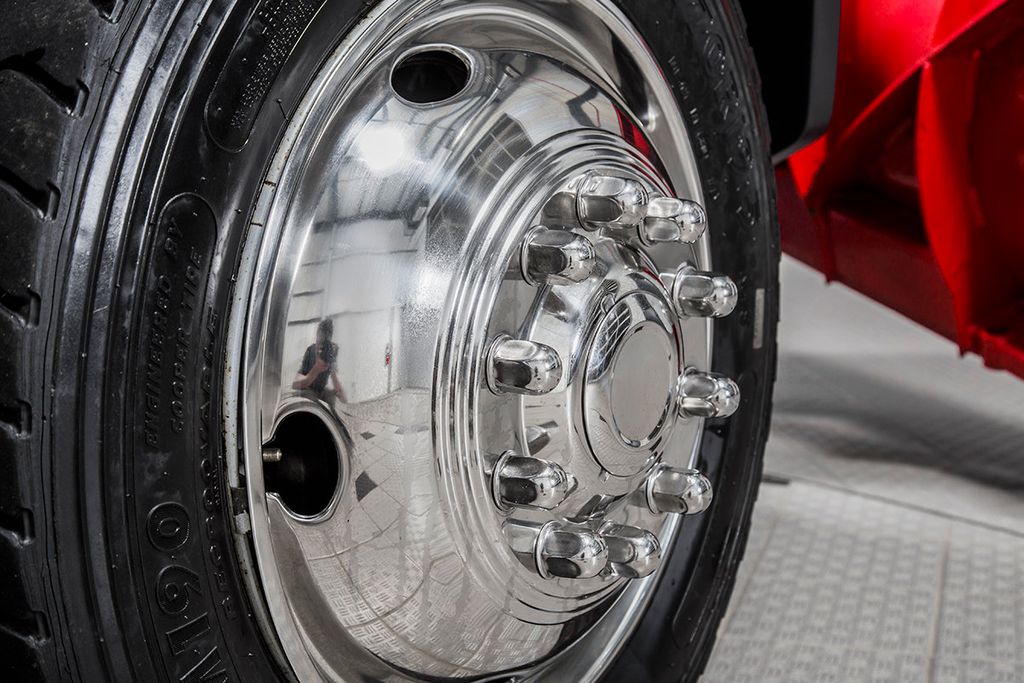 2010 Ford Super Duty F-550 XLT - 15361465 - 15