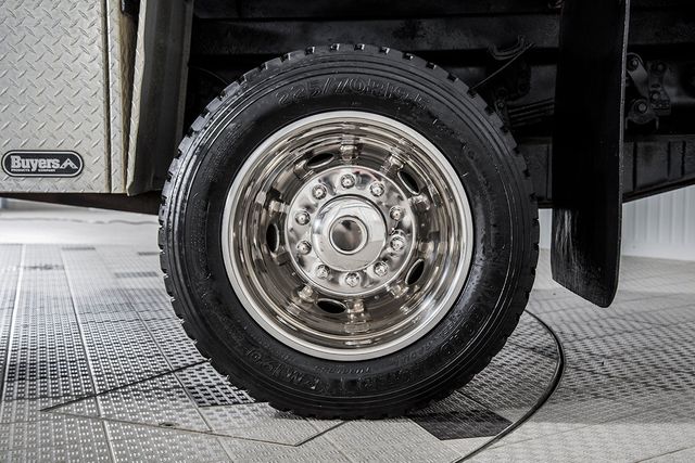 2010 Ford Super Duty F-550 XLT - 15361465 - 19