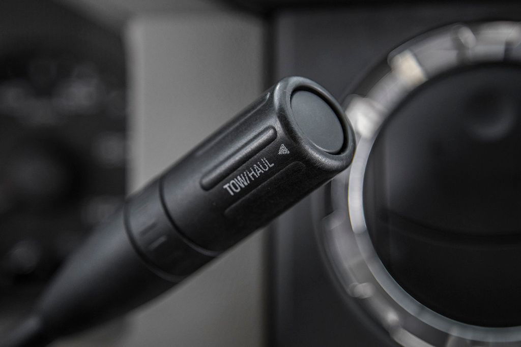 2010 Ford Super Duty F-550 XLT - 15361465 - 28