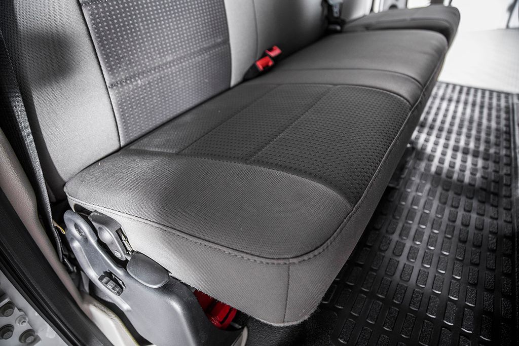 2010 Ford Super Duty F-550 XLT - 15361465 - 35