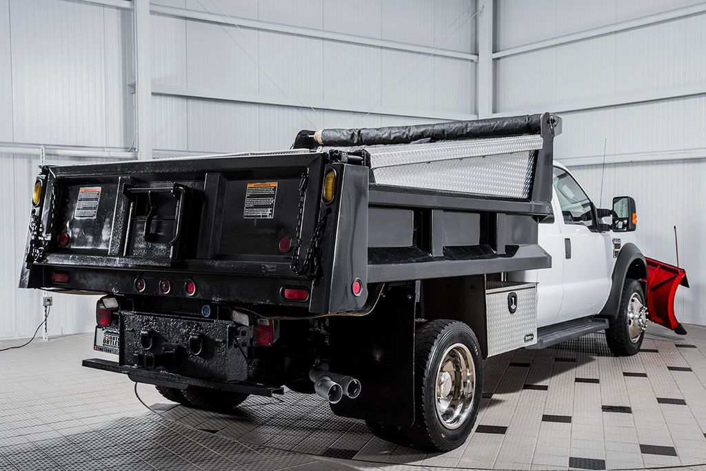 2010 Ford Super Duty F-550 XLT - 15361465 - 5