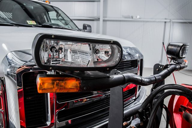 2010 Ford Super Duty F-550 XLT - 15361465 - 8