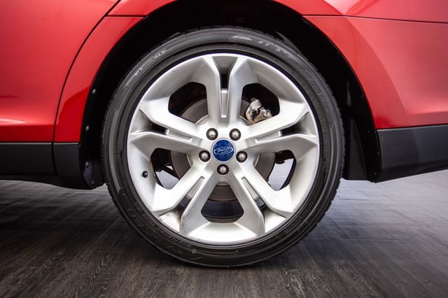 2010 Ford Taurus 4dr Sedan SHO AWD - 22932255 - 45