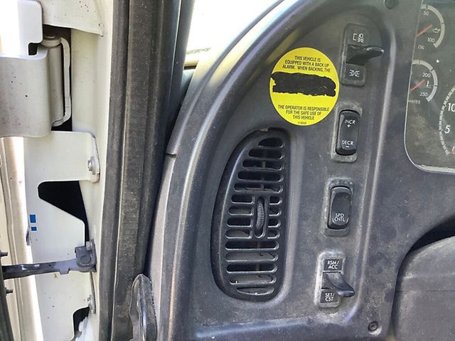 2010 Freightliner M2106 ENCLOSED UTILITY SERVICE TRUCK TURBO DIESEL WITH COMPRESSOR - 21142230 - 9