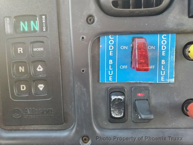 2010 FREIGHTLINER M2-106  - 21885336 - 19