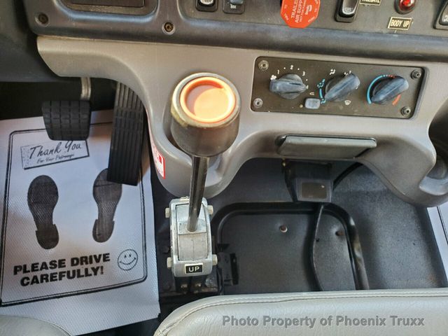 2010 FREIGHTLINER M2-106  - 21885336 - 21