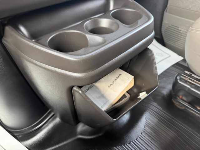 2010 GMC Savana LS 2500 3dr Passenger Van - 23000577 - 37