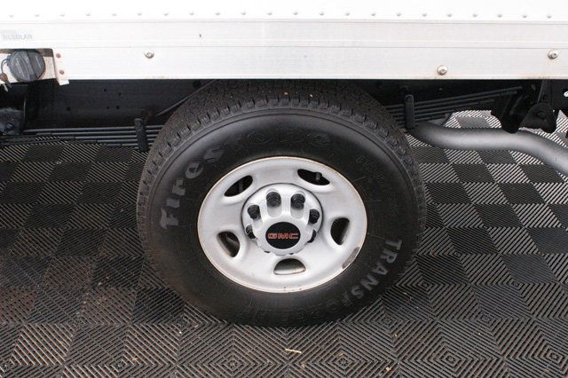 2010 GMC Savana Commercial Cutaway RWD 3500 177" WB Work Van - 14833995 - 18