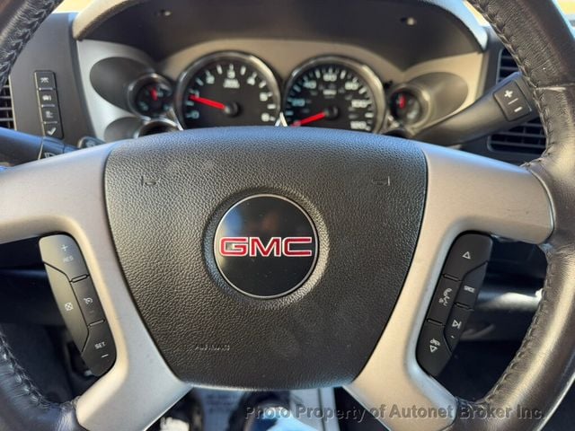 2010 GMC Sierra 1500 4WD Crew Cab 143.5" SLT - 22950401 - 16