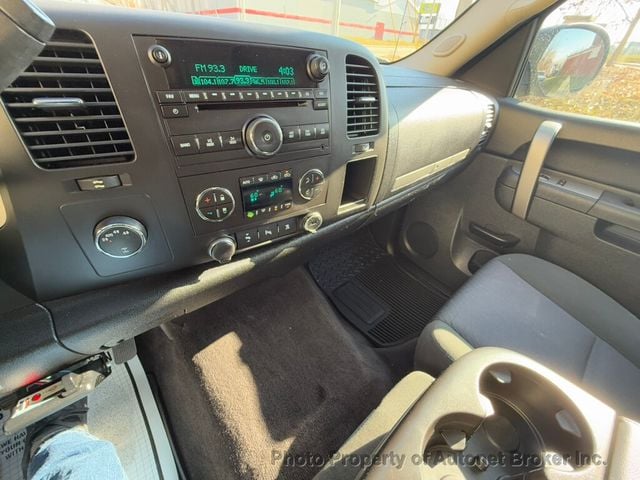 2010 GMC Sierra 1500 4WD Crew Cab 143.5" SLT - 22950401 - 18