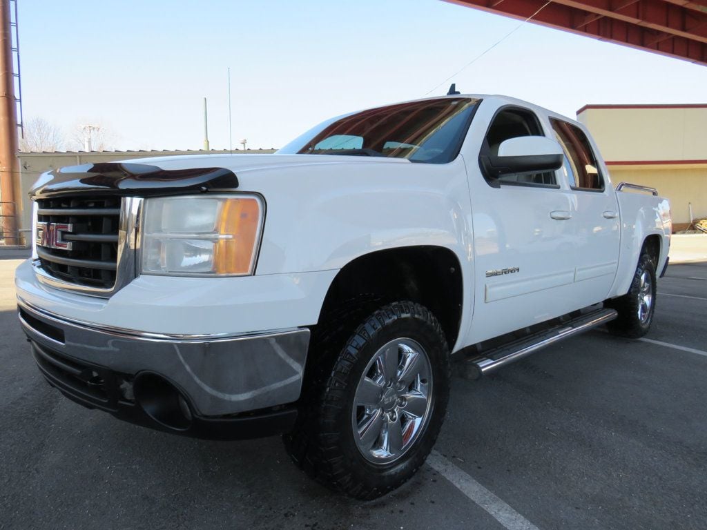 2010 GMC Sierra 1500 4WD Crew Cab 143.5" SLT - 22782806 - 1