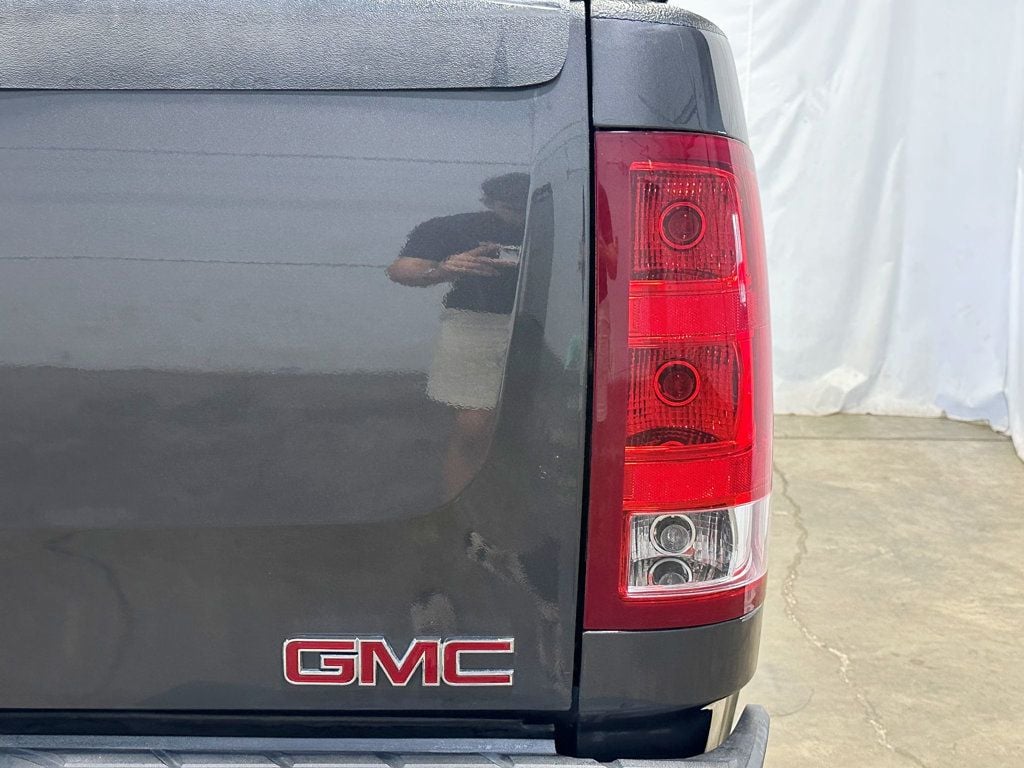 2010 GMC Sierra 1500 4WD Ext Cab 143.5" SLT - 23038888 - 11