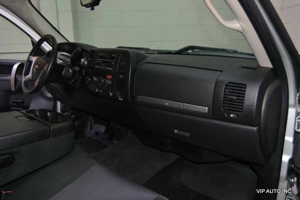 2010 GMC Sierra 1500 4WD Reg Cab 119.0" SLE - 23047404 - 9