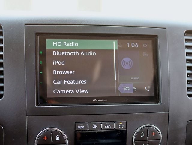 2010 GMC Sierra 1500 Hybrid 4WD Crew Cab 143.5" 3HB - 23028506 - 16