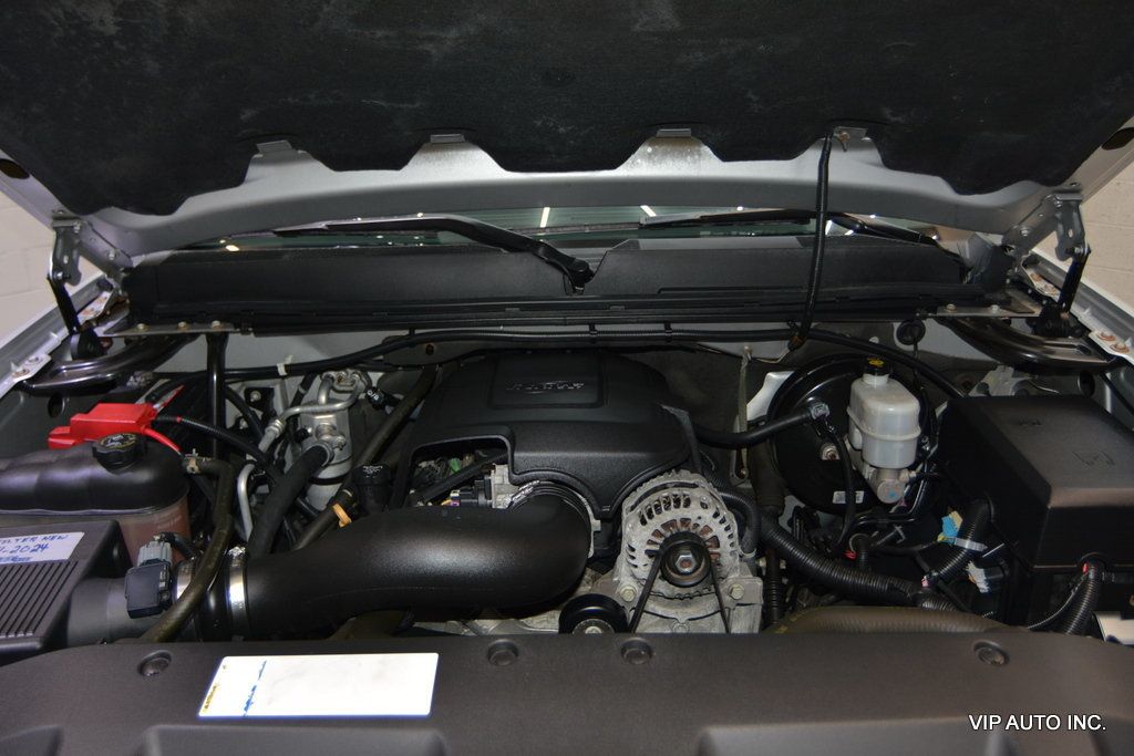 2010 GMC Sierra 1500 Regular Cab SLE Pickup 2D 6 1/2 ft - 23047404 - 16