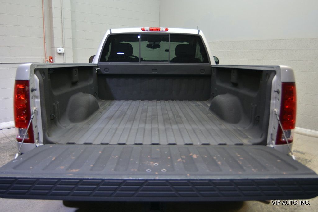 2010 GMC Sierra 1500 Regular Cab SLE Pickup 2D 6 1/2 ft - 23047404 - 17