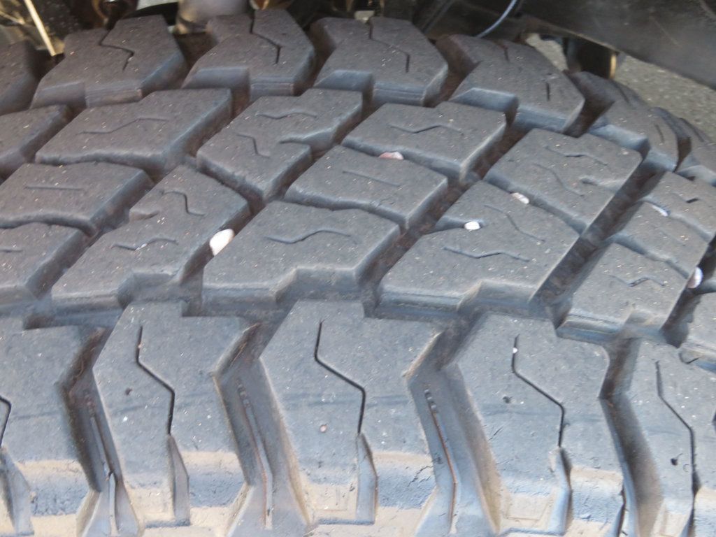 2010 GMC Yukon XL 4X4 YUKON XL SLT EXTRA  CLEAN LIFTED 4X4 BUCKET SEATS  - 23013204 - 17