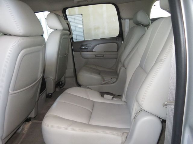 2010 GMC Yukon XL 4X4 YUKON XL SLT EXTRA  CLEAN LIFTED 4X4 BUCKET SEATS  - 23013204 - 24