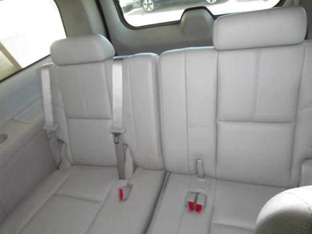 2010 GMC Yukon XL 4X4 YUKON XL SLT EXTRA  CLEAN LIFTED 4X4 BUCKET SEATS  - 23013204 - 28