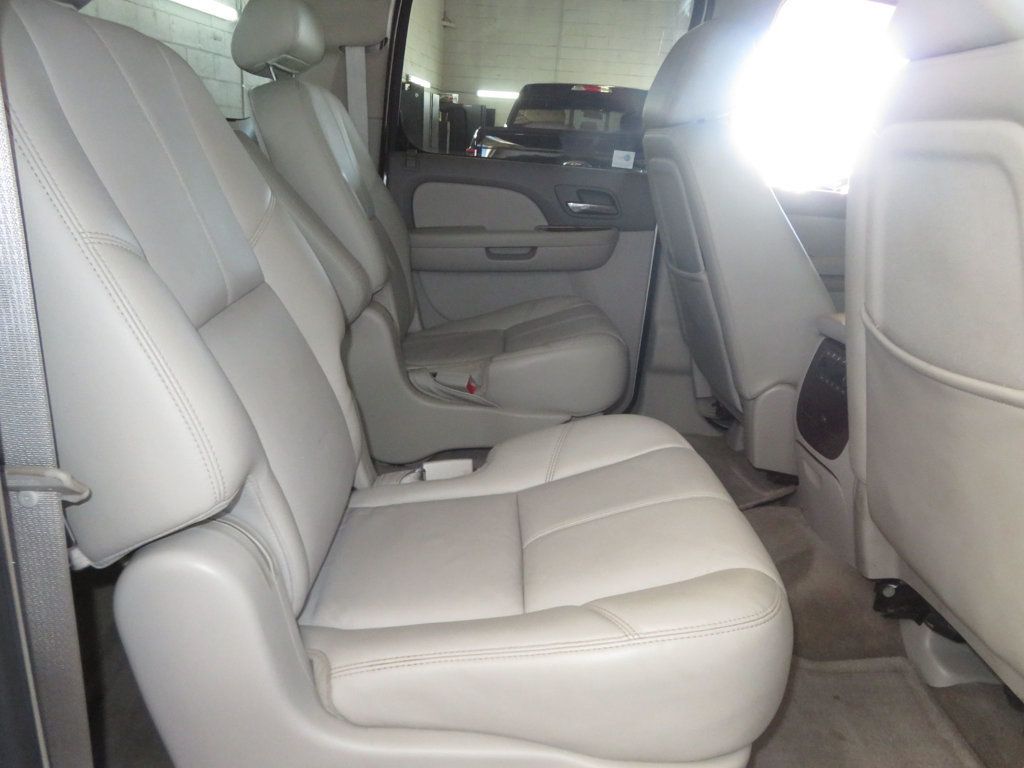 2010 GMC Yukon XL 4X4 YUKON XL SLT EXTRA  CLEAN LIFTED 4X4 BUCKET SEATS  - 23013204 - 31