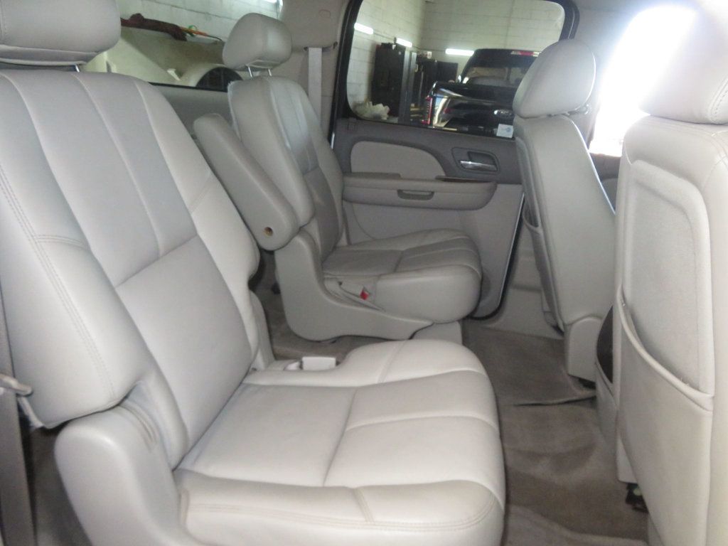 2010 GMC Yukon XL 4X4 YUKON XL SLT EXTRA  CLEAN LIFTED 4X4 BUCKET SEATS  - 23013204 - 34