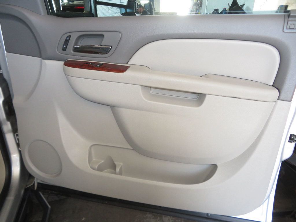 2010 GMC Yukon XL 4X4 YUKON XL SLT EXTRA  CLEAN LIFTED 4X4 BUCKET SEATS  - 23013204 - 36