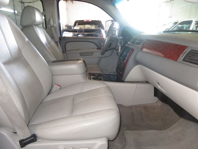 2010 GMC Yukon XL 4X4 YUKON XL SLT EXTRA  CLEAN LIFTED 4X4 BUCKET SEATS  - 23013204 - 37