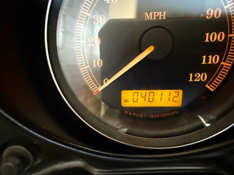 2010 Harley-Davidson FLHTCU Ultra Classic Electra Glide SUPER CLEAN! - 22982101 - 9