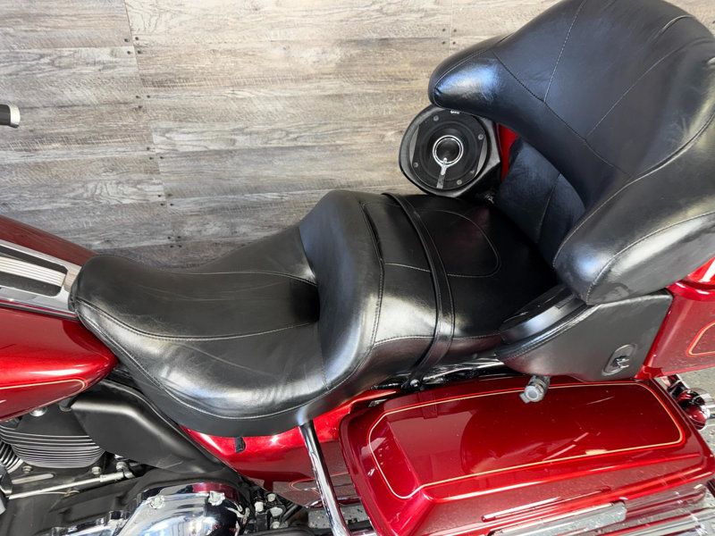 2010 Harley-Davidson FLHTCU Ultra Classic Electra Glide SUPER CLEAN! - 22982101 - 14