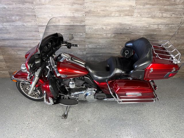 2010 Harley-Davidson FLHTCU Ultra Classic Electra Glide SUPER CLEAN! - 22982101 - 15