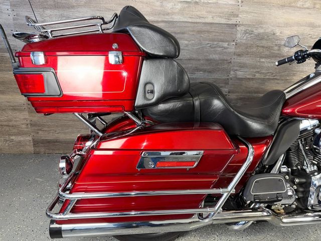 2010 Harley-Davidson FLHTCU Ultra Classic Electra Glide SUPER CLEAN! - 22982101 - 6