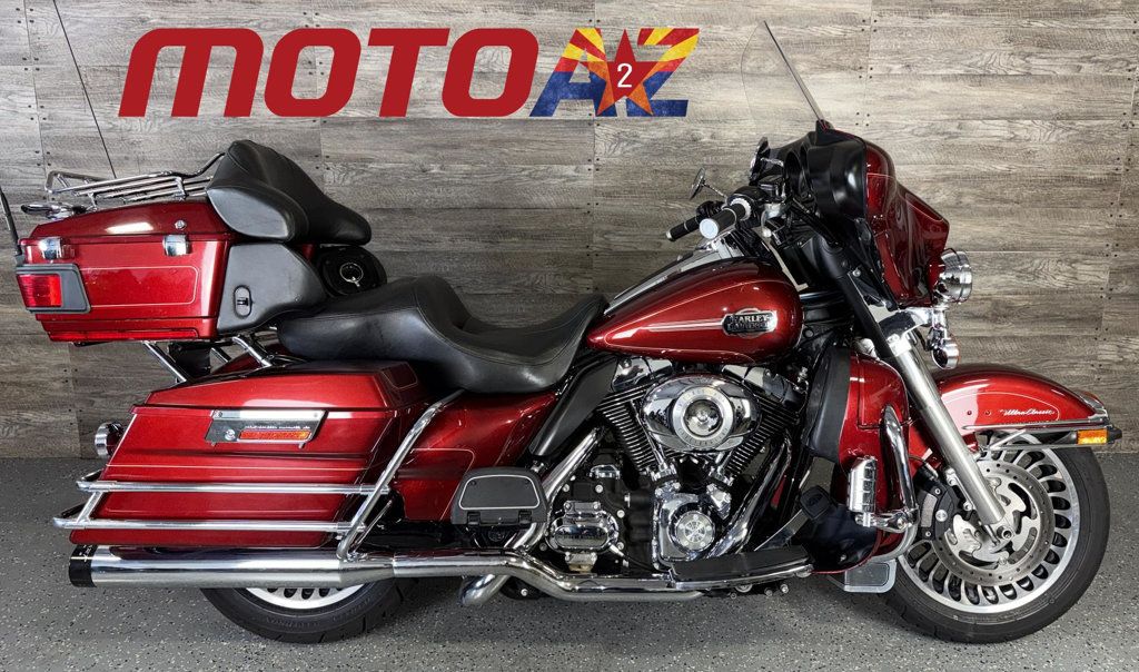 2010 Harley-Davidson FLHTCU Ultra Classic Electra Glide SUPER CLEAN! - 23042802 | Video 1