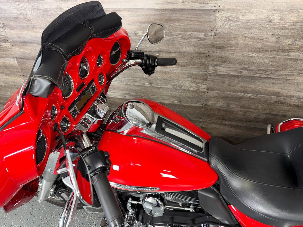 2010 Harley-Davidson FLHTK Electra Glide Ultra Limited SUPER CLEAN! - 23007757 - 11