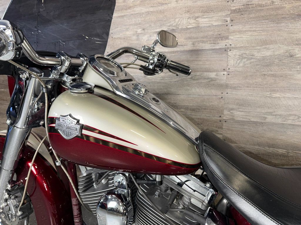 2010 Harley-Davidson FLSTSE CVO Softail Convertible SUPER CLEAN! - 22980175 - 15