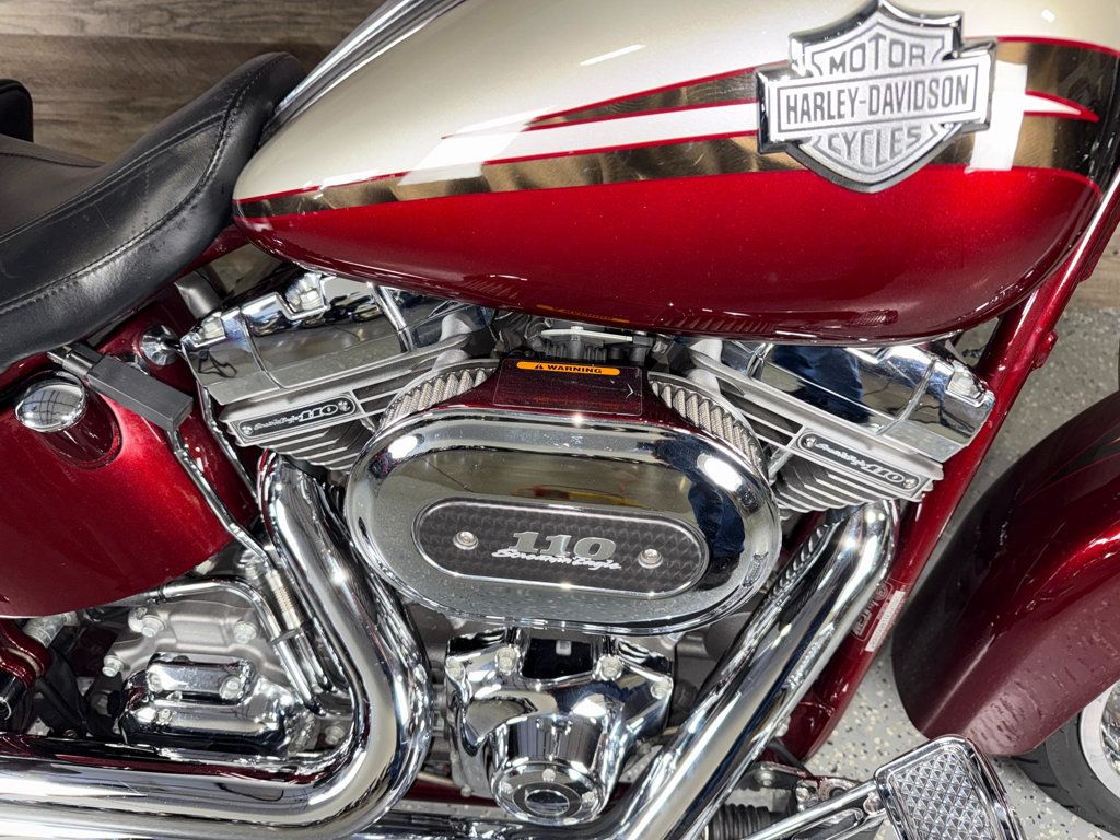 2010 Harley-Davidson FLSTSE CVO Softail Convertible SUPER CLEAN! - 22980175 - 6