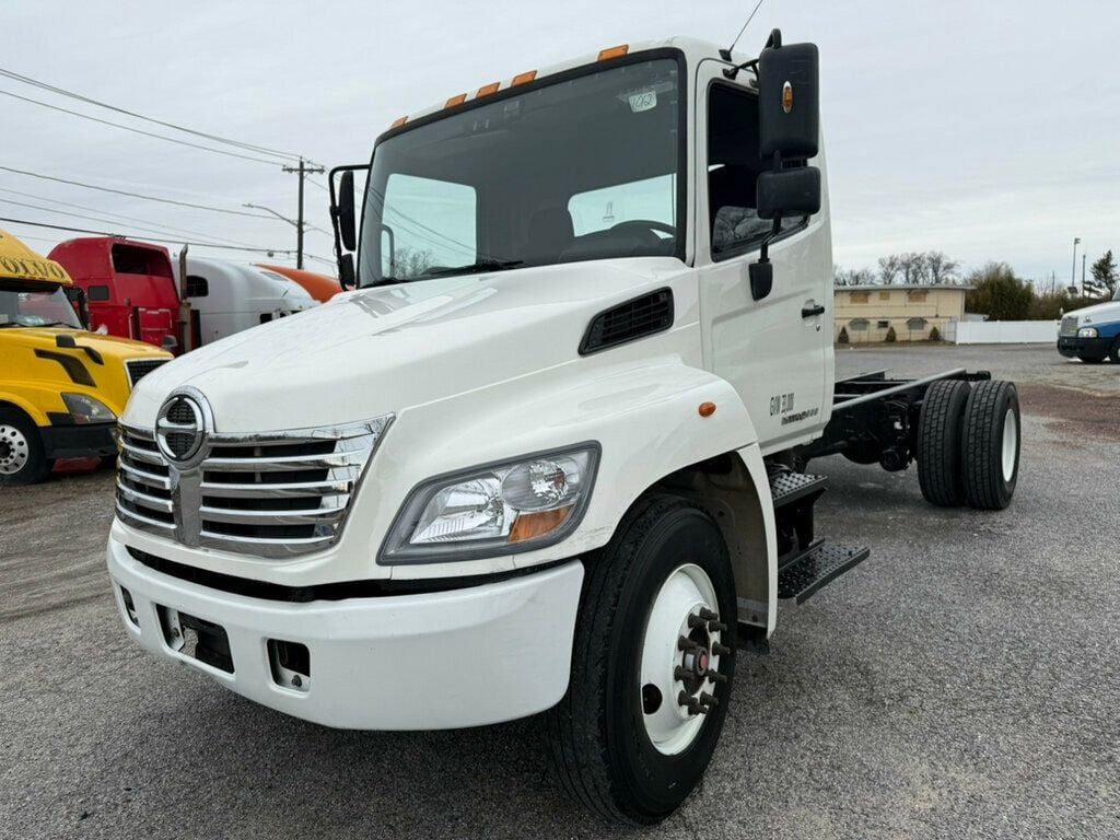 2010 HINO 338 18 FOOT RAILS TURBO DIESEL READY TO WORK MANY EXTRAS - 22774728 - 0