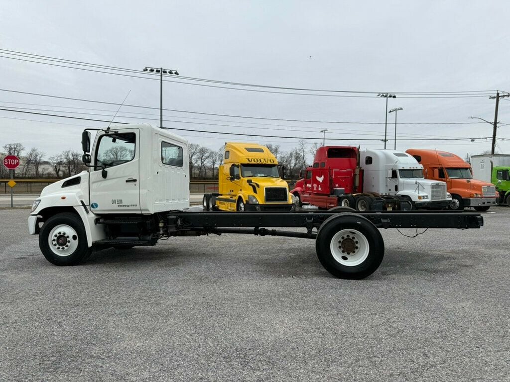 2010 HINO 338 18 FOOT RAILS TURBO DIESEL READY TO WORK MANY EXTRAS - 22774728 - 1