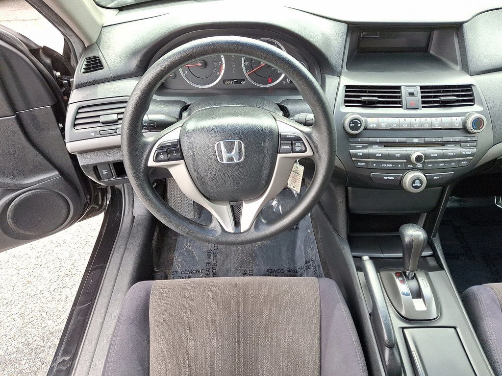 2010 Honda Accord LX photo 11