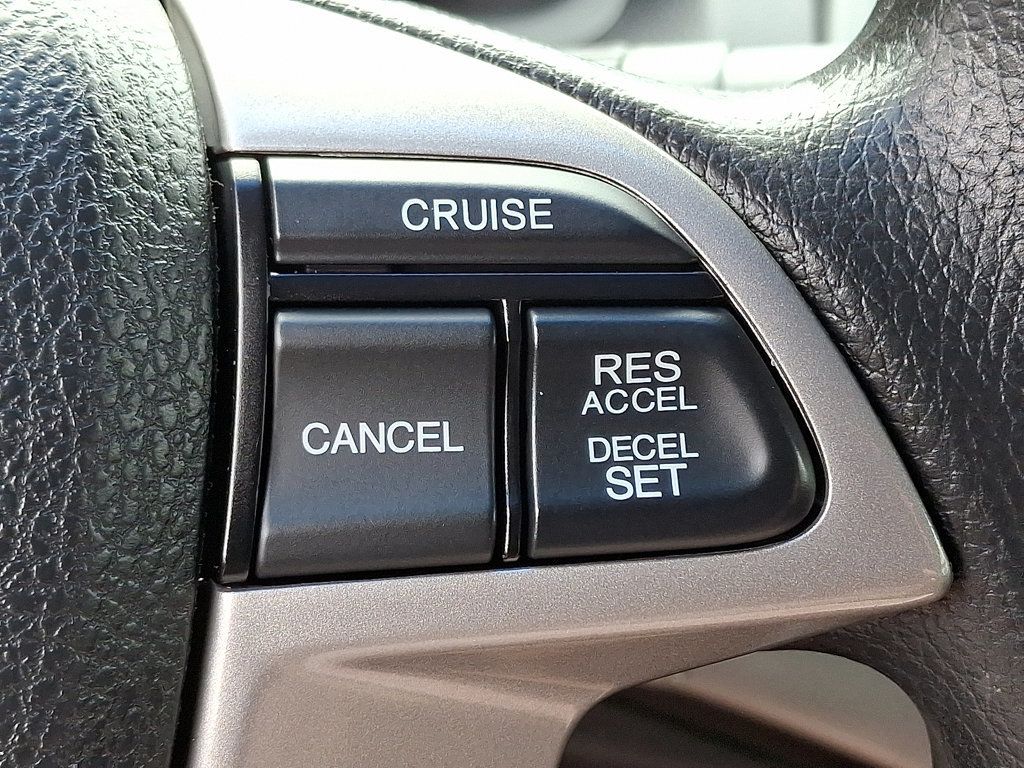 2010 Honda Accord LX photo 20
