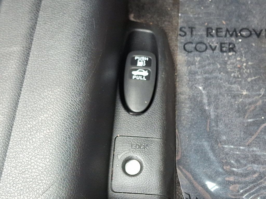 2010 Honda Accord LX photo 24
