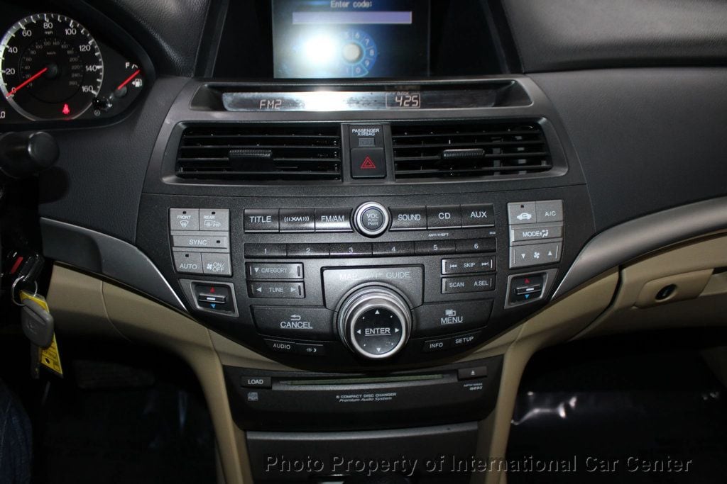 2010 Honda Accord V6 EX-L photo 16