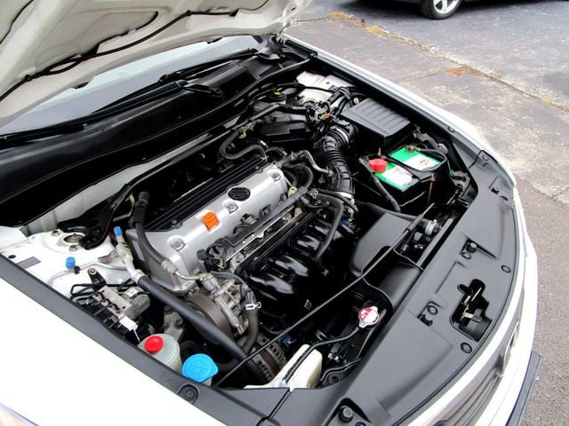 2010 Honda Accord EX-L photo 31