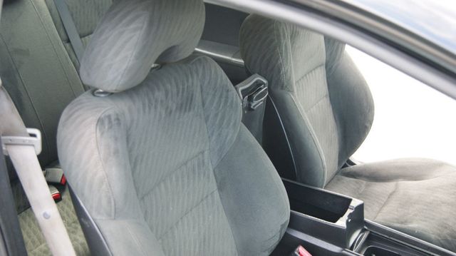 2010 Honda Civic Coupe 3 MONTH WARRANTY , JUST SERVICED , VERY CLEAN INSIDE AND OUT  - 23050730 - 23