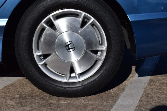 2010 Honda Civic Hybrid 4dr Sedan L4 CVT - 22721134 - 10