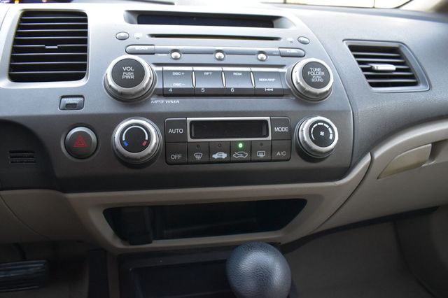 2010 Honda Civic Hybrid 4dr Sedan L4 CVT - 22721134 - 28