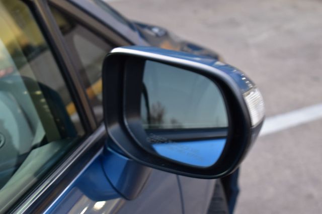 2010 Honda Civic Hybrid 4dr Sedan L4 CVT - 22721134 - 34