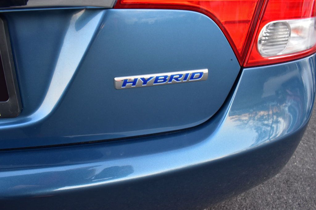 2010 Honda Civic Hybrid 4dr Sedan L4 CVT - 22721134 - 39